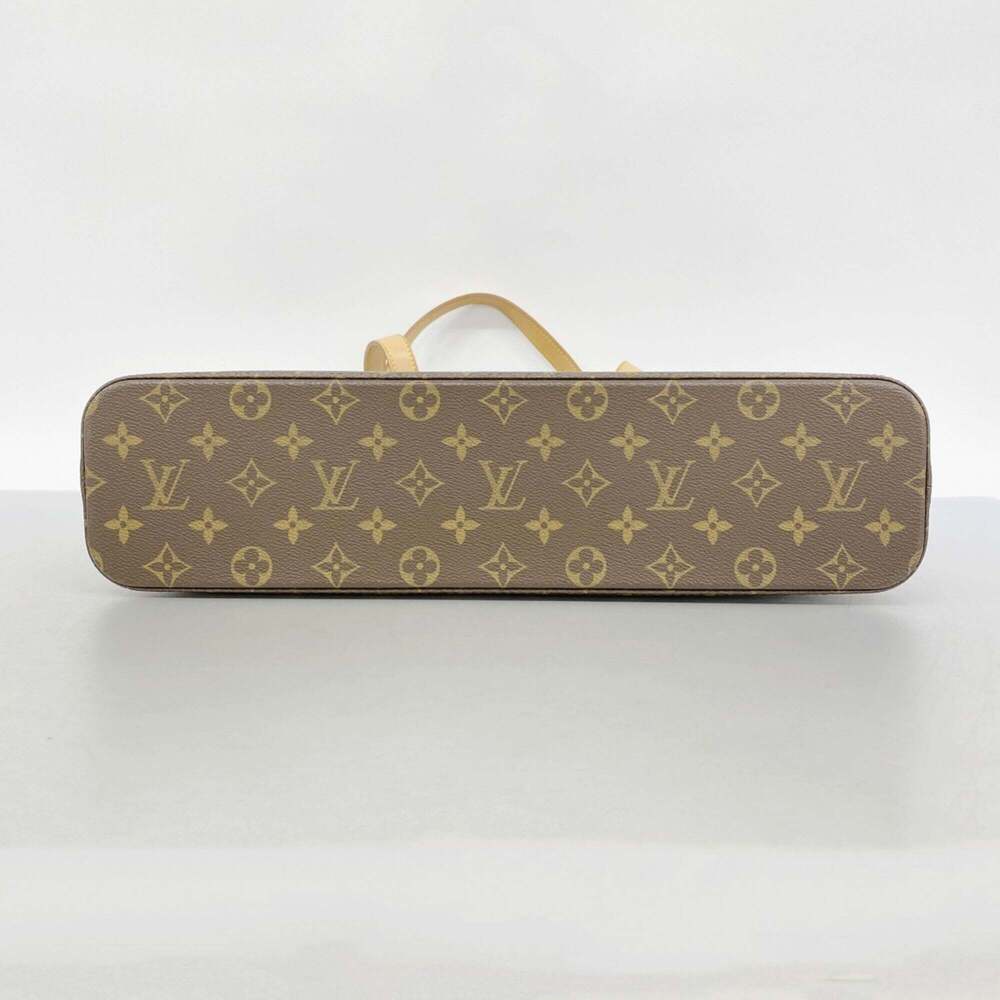 LOUIS VUITTON Brown Monogram Tote Bag - Picture 3 of 9
